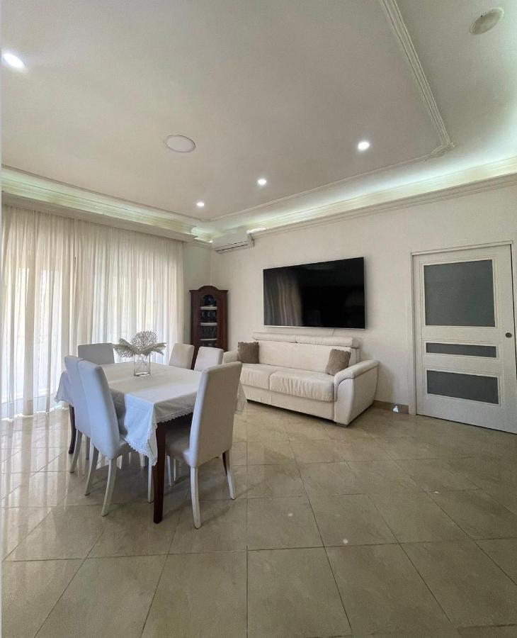 House Mari Neapel